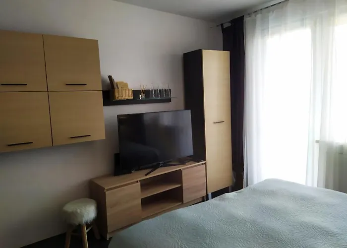 Nad Parseta 502 公寓 *